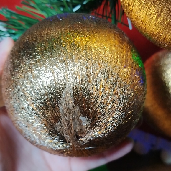 Golden Balls Three Ornaments - Picture 9 of 9